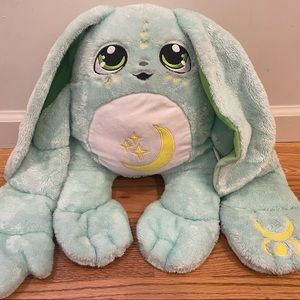 Brand new, never used Echo the Moon Pal.